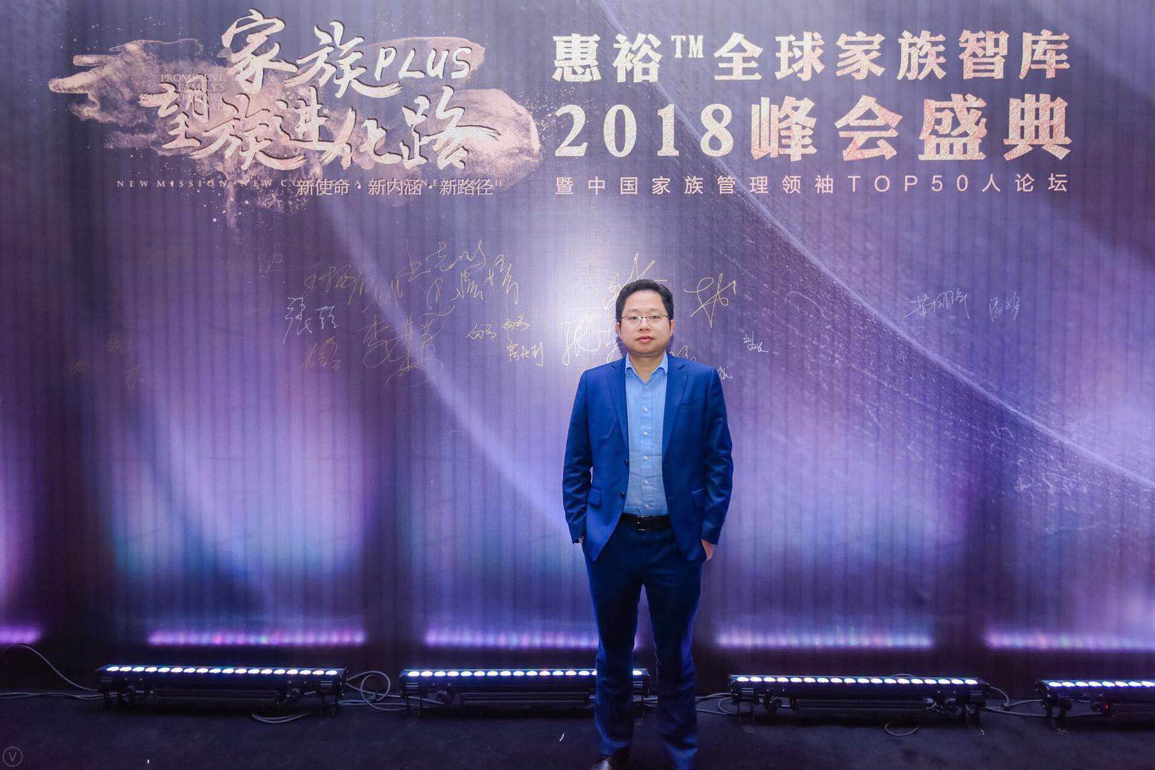 跨越数千公里鲸尿送营养