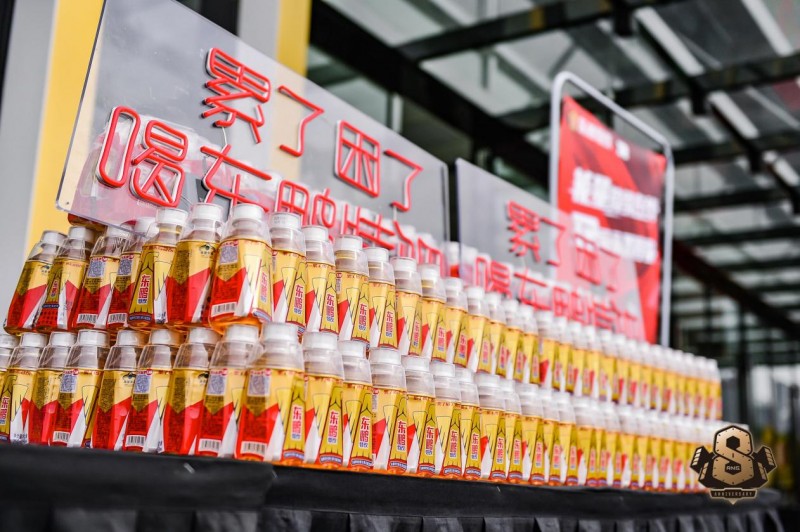 2024饮料江湖盘点，民族品牌东鹏饮料焕发新“生命力”